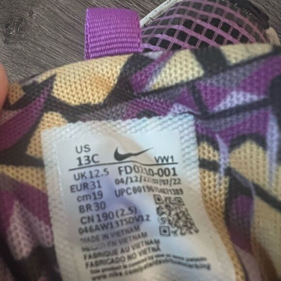 Nike LeBron Witness 7 'Lakers' Kids size 13 C - Picture 6 of 6